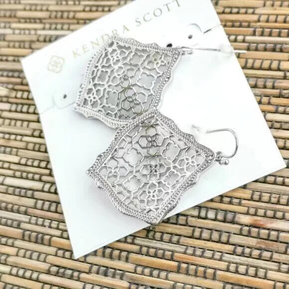 Kendra Scott Stud Earrings - Picture 3 of 3